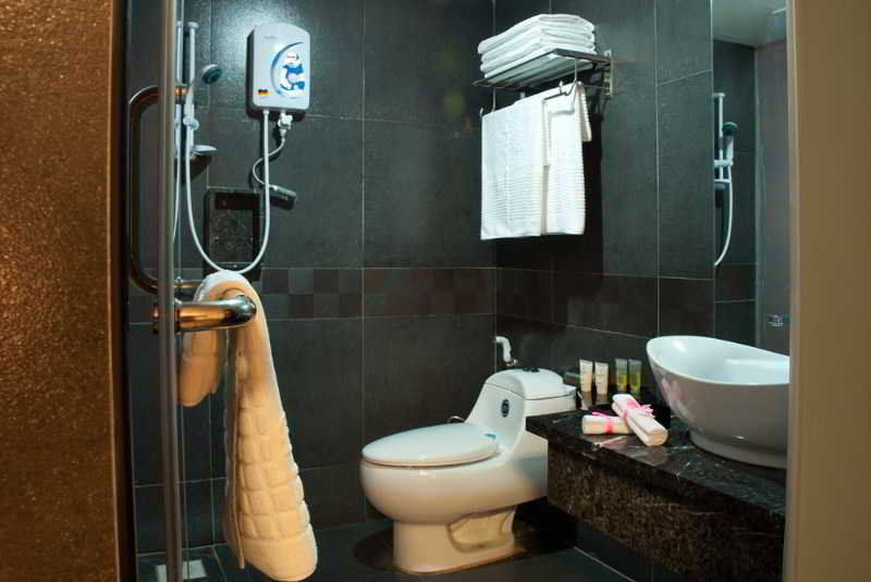 Euro Rich Hotel Melaka Εξωτερικό φωτογραφία